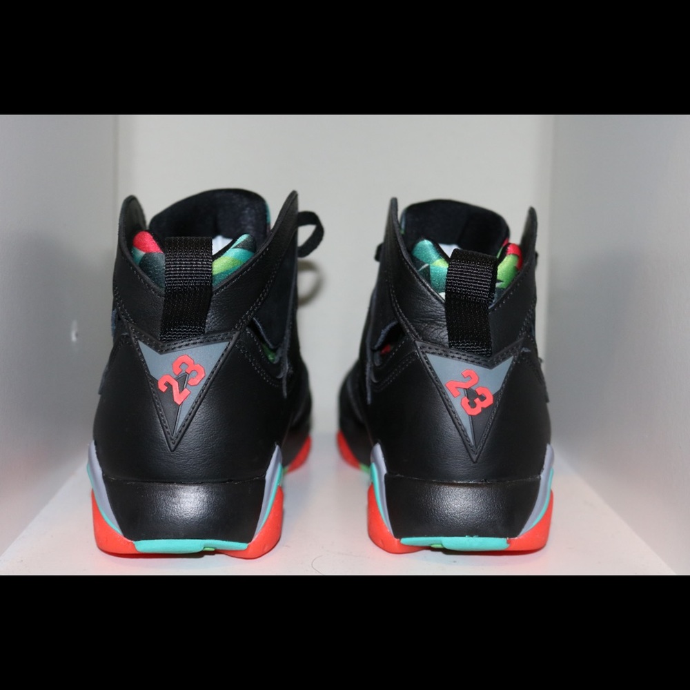 Air Jordan 7 Retro “Marvin the Martian”
